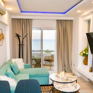 lazuli-beach-apartment-no-21.larnacahotels.org/